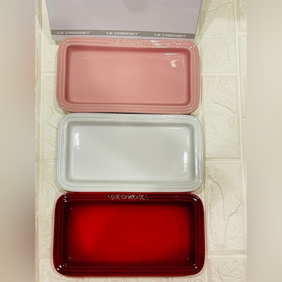 Le Creuset Rectangular Plate Set of 3 - Picture 3 of 3